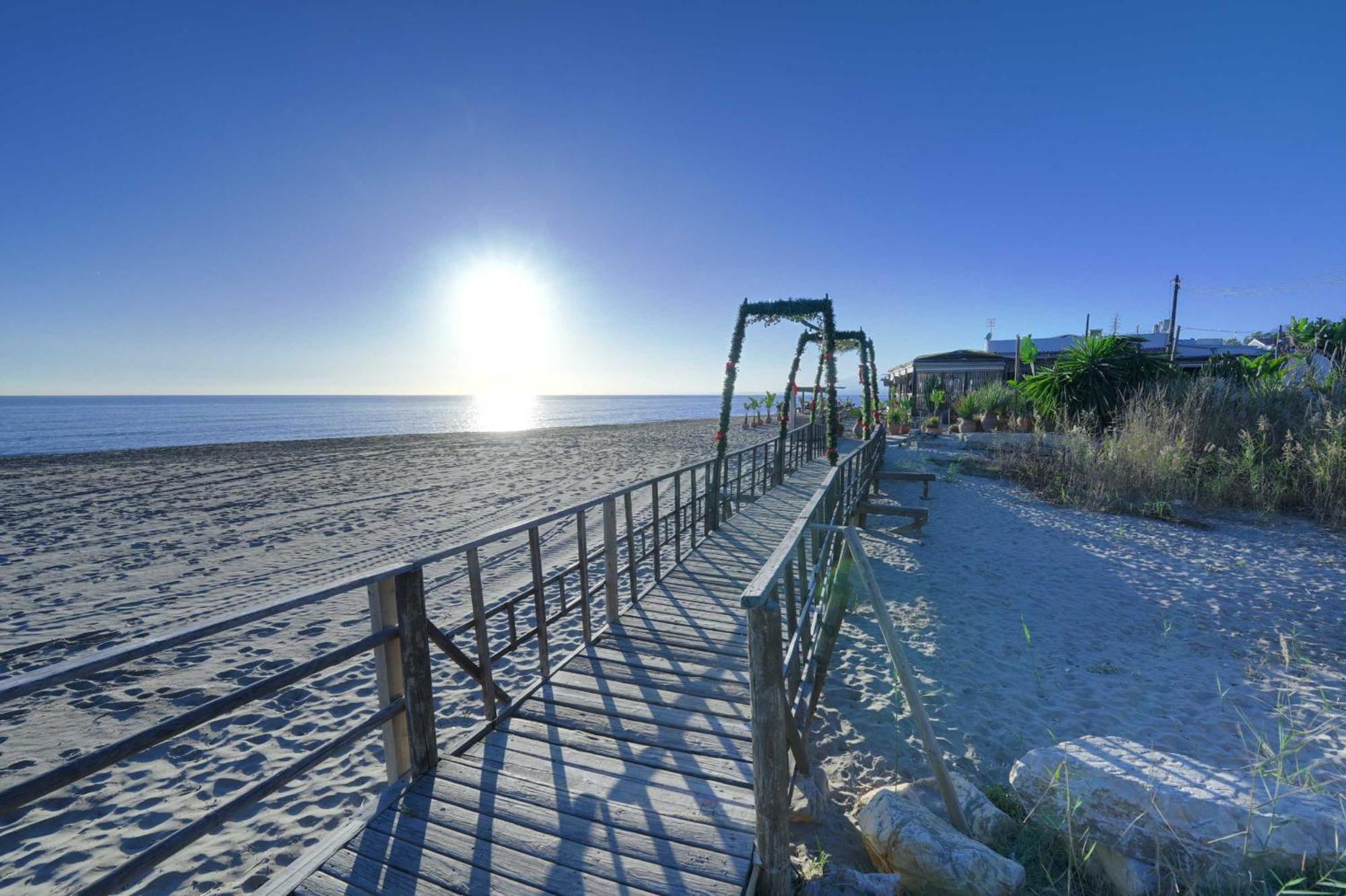 1104 First Line Beach Apartment Golden Beach Pool Marbella Esterno foto