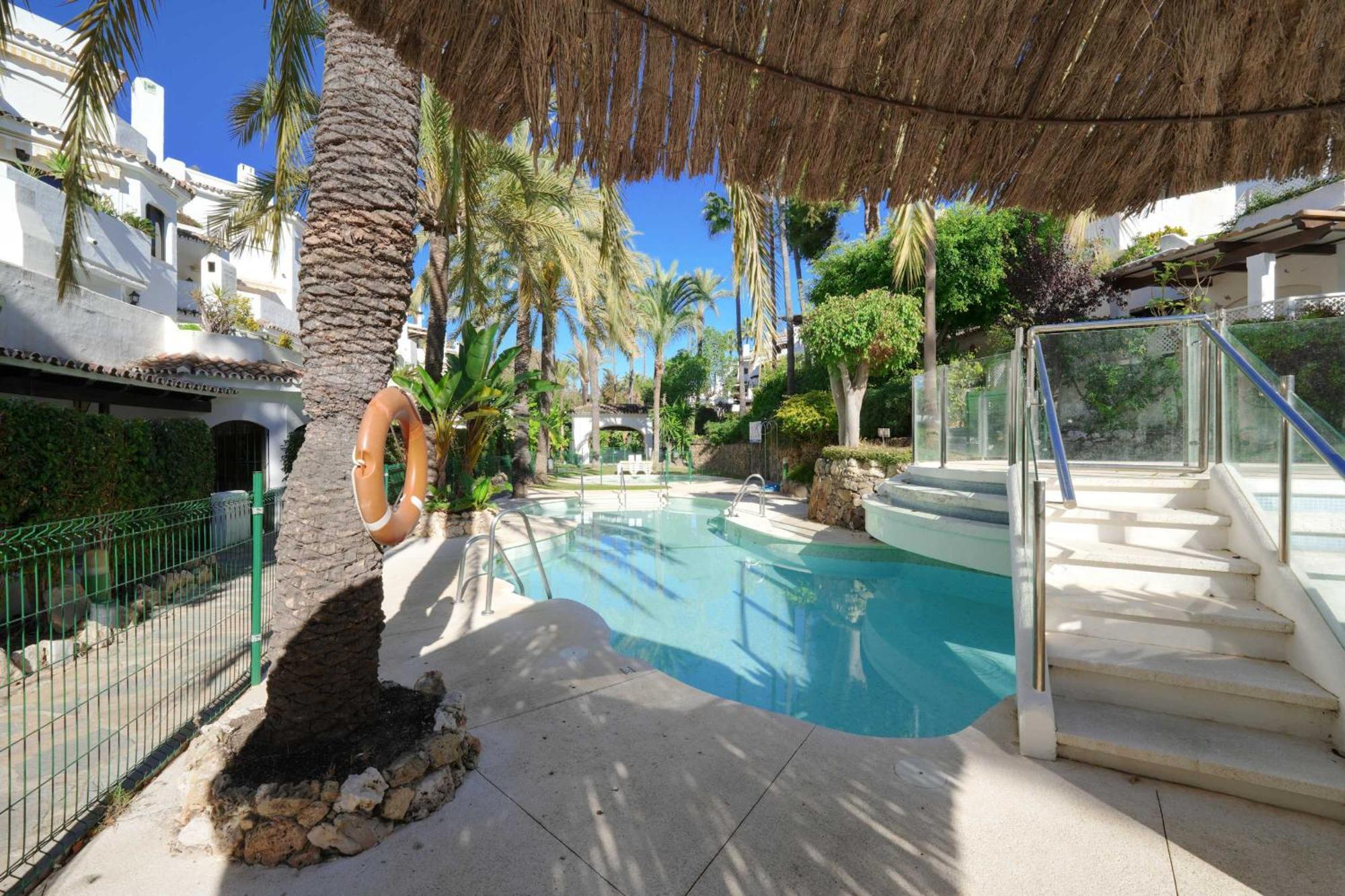 1104 First Line Beach Apartment Golden Beach Pool Marbella Esterno foto