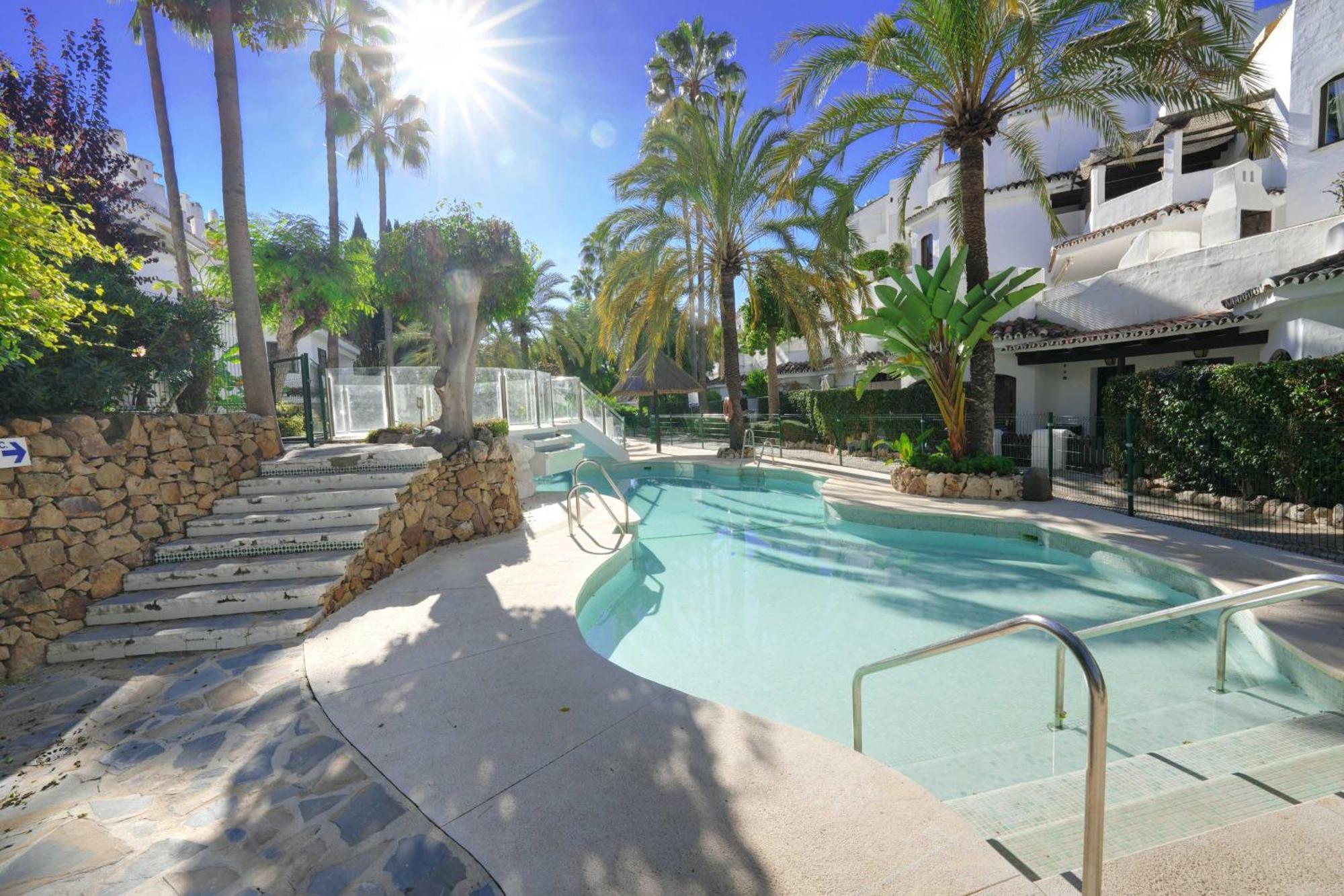 1104 First Line Beach Apartment Golden Beach Pool Marbella Esterno foto